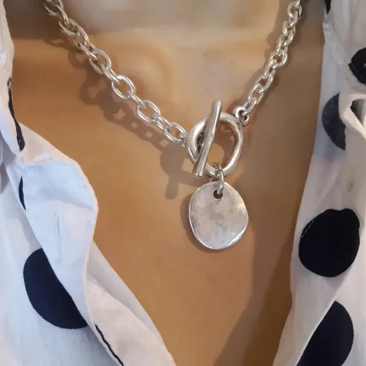שרשרת עם תליון בצורת צלחת מכסף